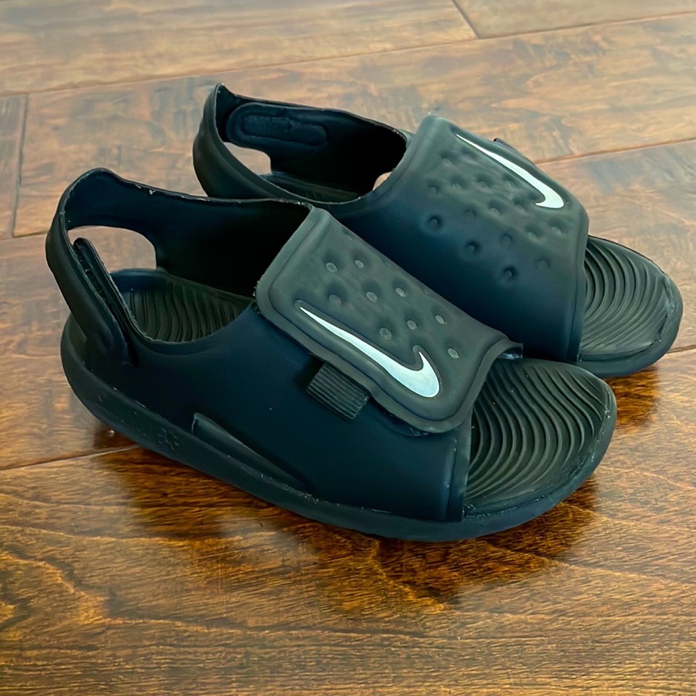 Nike kids Velcro Sandals